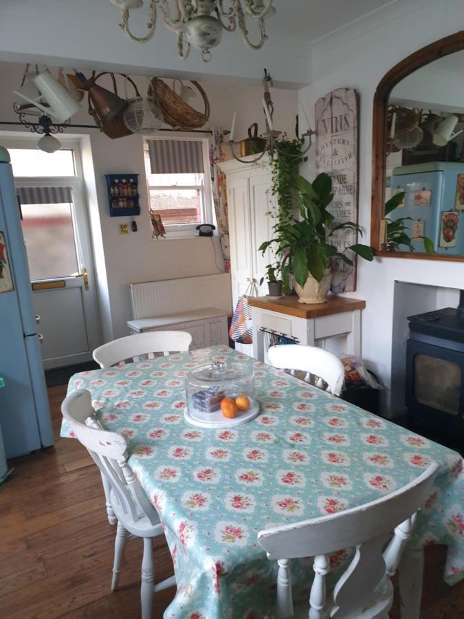 Private Room Near Roath Lake/Park Κάρντιφ Εξωτερικό φωτογραφία